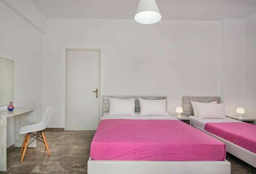 Chambre Triple Economy, Villa Kavallaris & Apartments