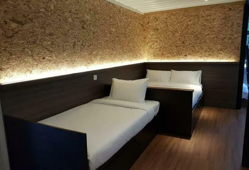 スタンダードトリプルルーム, Casa Hill Resort