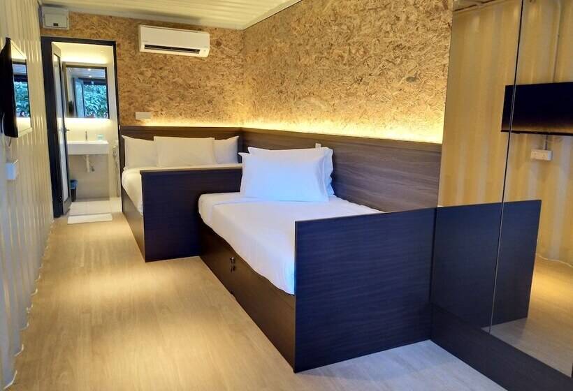 غرفة قياسية ثلاثية, Casa Hill Resort