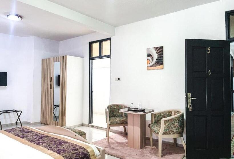 סוויטה, Hill View Hotel Mccarthy Hills