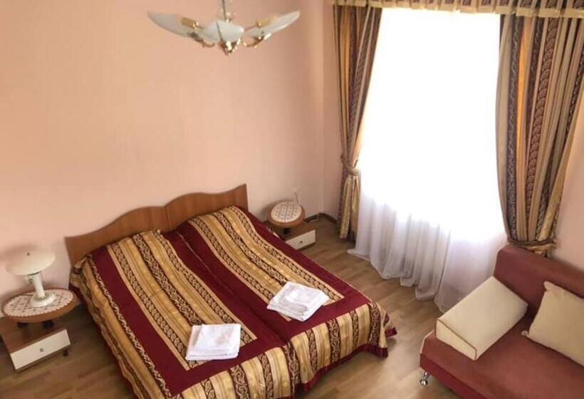 스탠다드 룸, готель мараморош