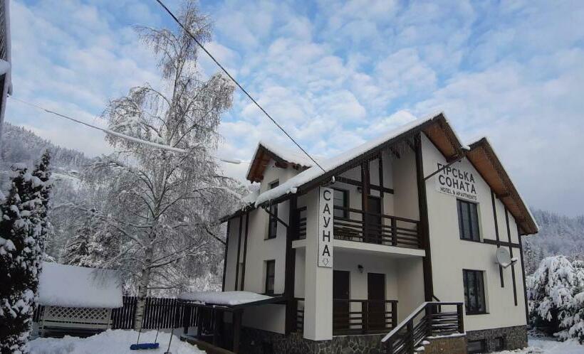 Семейное Студио, Girska Sonata Hotel & Apartments