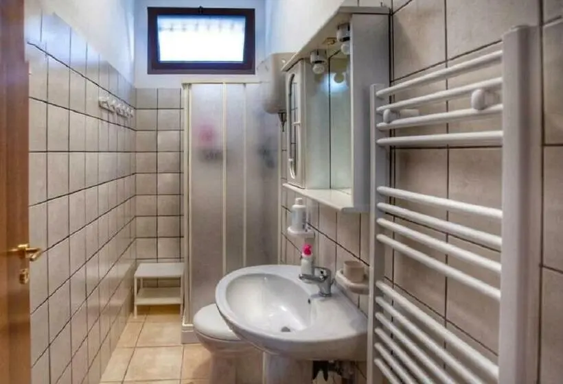 バス共有のスタンダードルーム, B&b Villa Santa Sofia By Holidayngo