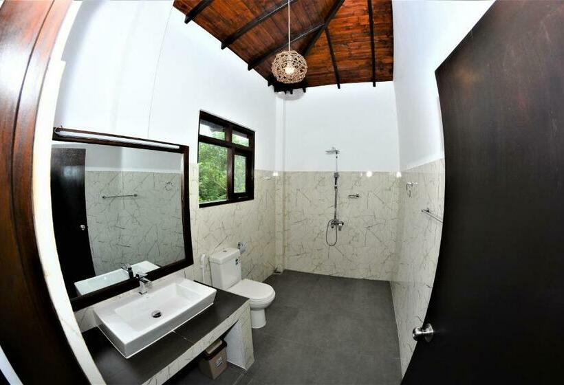 Номер Стандарт Вид на Озеро, Ashansa Lagoon Resort