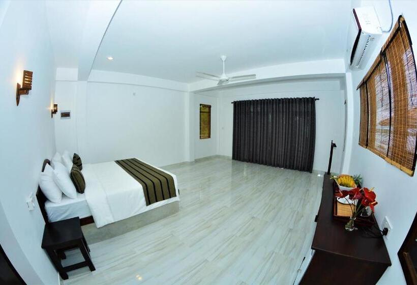 Номер Стандарт Вид на Озеро, Ashansa Lagoon Resort