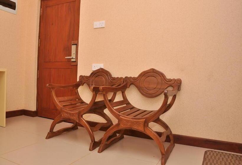 스탠다드 룸, Grindlays Regency