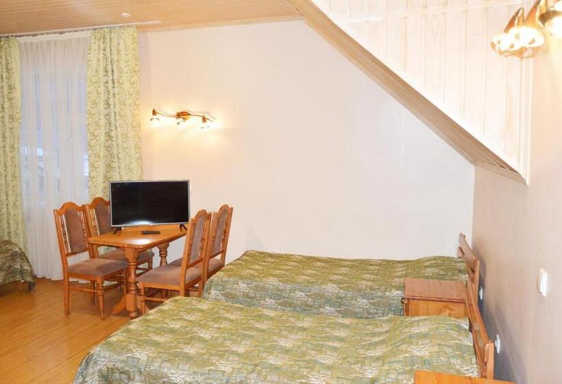 Четырехместный Номер Стандарт с Балконом, Agio