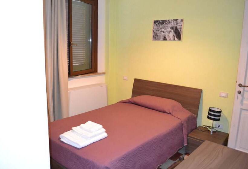 غرفة قياسية فردية, Magia Del Turano