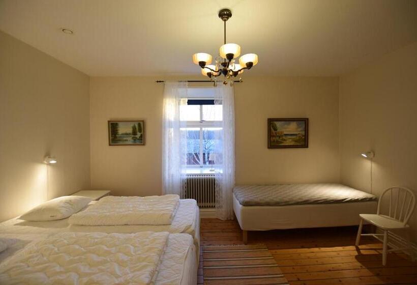 标准三人间共用浴室, Bläsinge Gård Kullabygden