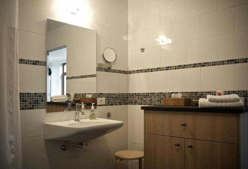 חדר דלוקס עם מרפסת טרסה, B&b Gielse Garden