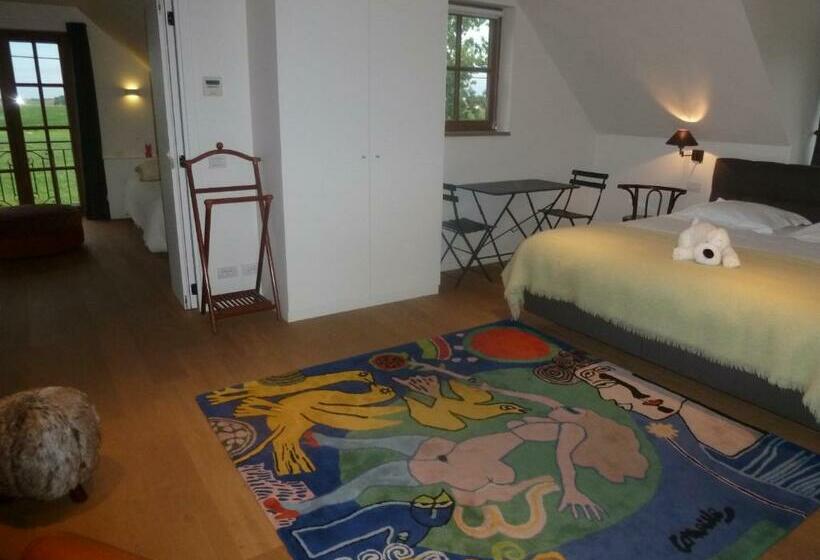 סוויטה עם ג'קוזי, B&b 't Hof Van Spiere