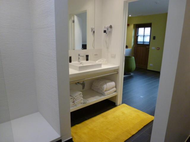 סוויטה נוף לגינה, B&b 't Hof Van Spiere