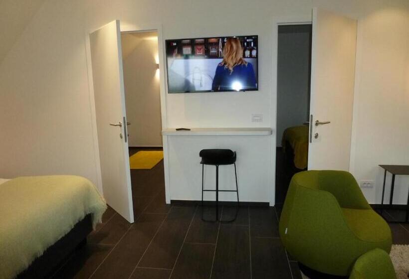 סוויטה נוף לגינה, B&b 't Hof Van Spiere