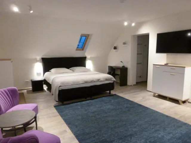 キングサイドベッドのスタンダードワンルーム, B&b 't Hof Van Spiere
