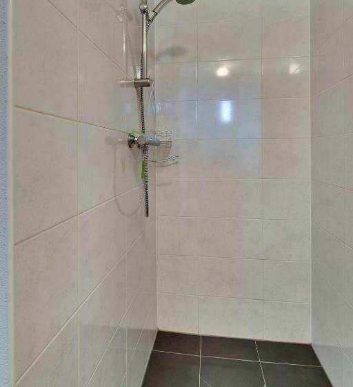 غرفة قياسية, Lokven Hoeve