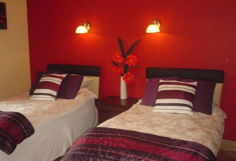 غرفة قياسية, Woodlands House