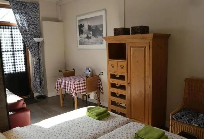 １階の１ベッドルームアパートメント, Bed & Breakfast Prins Hendrik