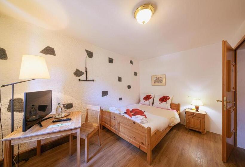 带共用浴室的标准房间, Albergo Ristorante Miralago