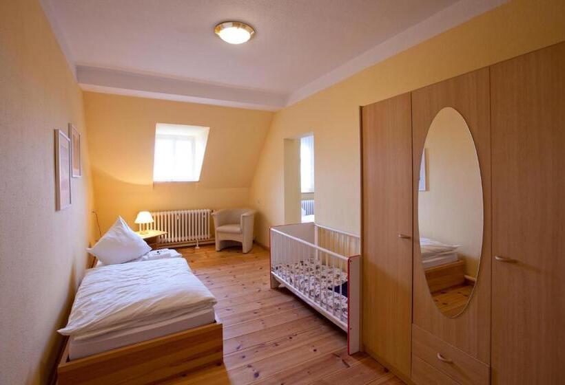 스탠다드 트리플 룸, Schloss Beichlingen