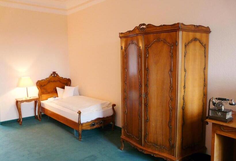 غرفة قياسية ثلاثية, Schloss Beichlingen