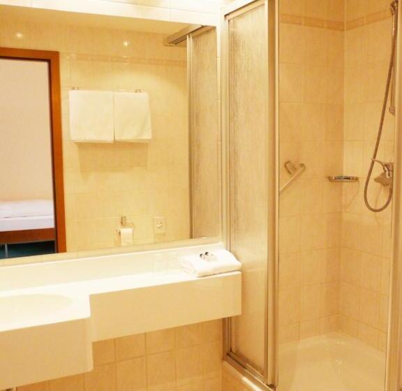 스탠다드 트리플 룸, Schloss Beichlingen