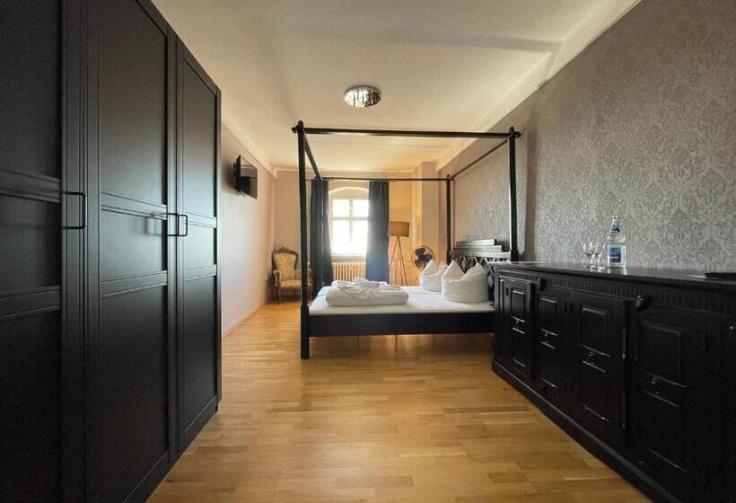 침실 2개 아파트, Schloss Beichlingen