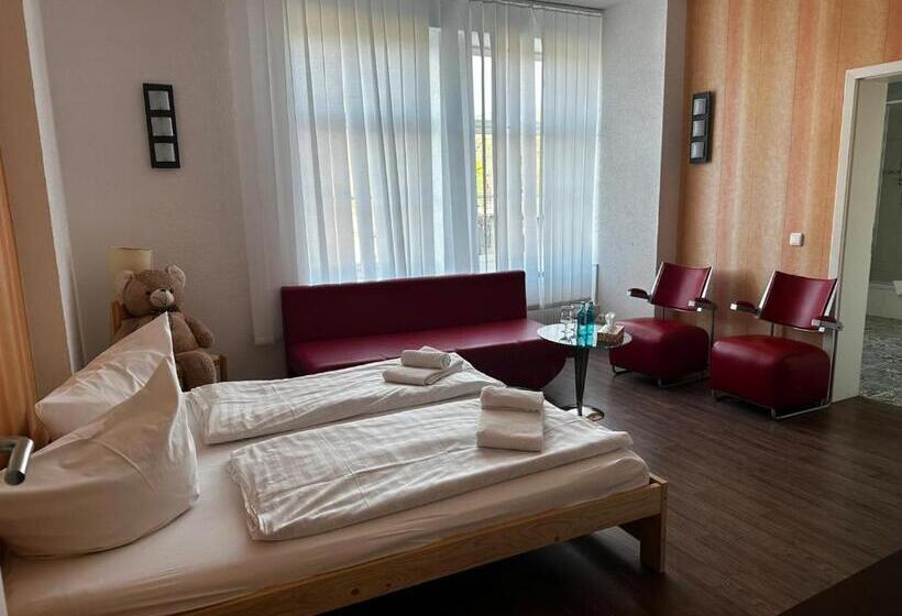 침실 2개 아파트, Schloss Beichlingen