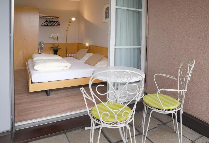 标准间, Garni Arnegg