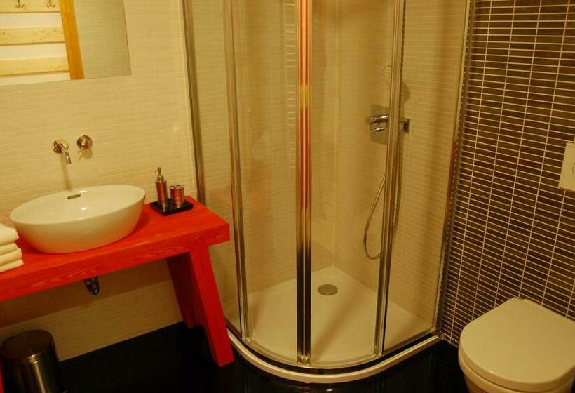 4인용 스탠다드 룸, Penzion čáslava