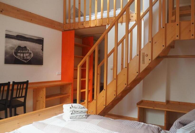 4인용 스탠다드 룸, Penzion čáslava