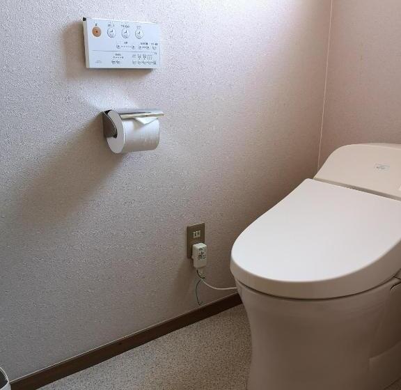 Standart Oda, Hiranoya