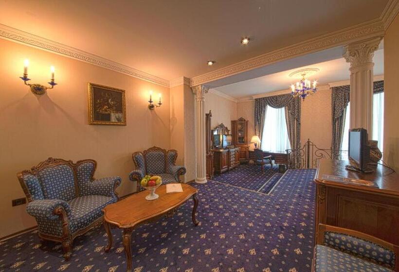 חדר סטודיו סטנדרד, Grand Hotel London