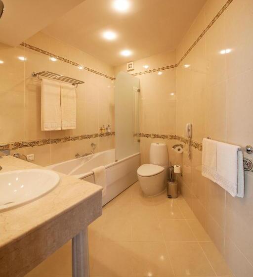 סוויטת ג'וניור, Grand Hotel London