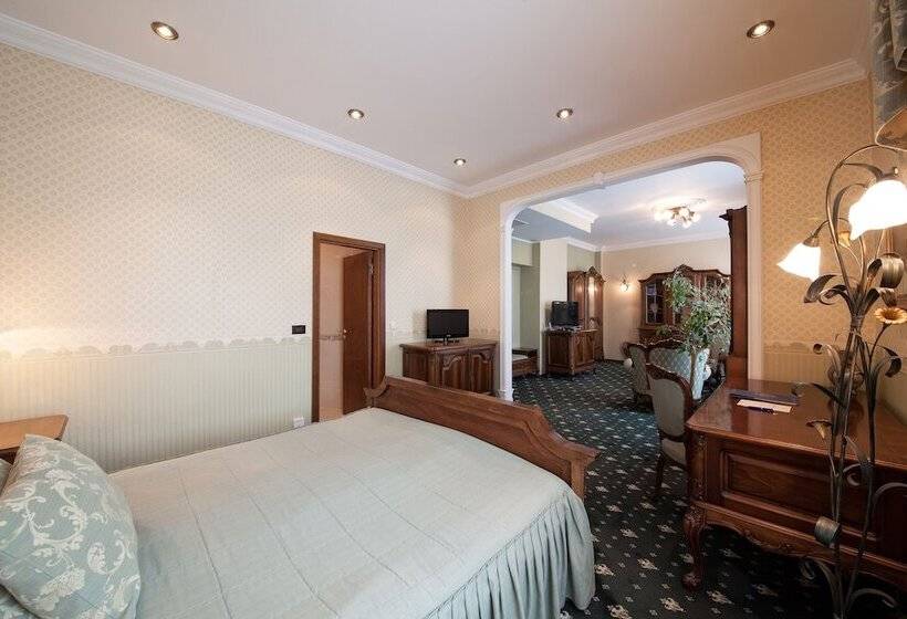 סוויטת ג'וניור, Grand Hotel London