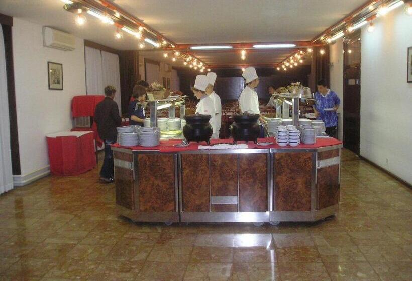 패밀리 룸, Adriatic