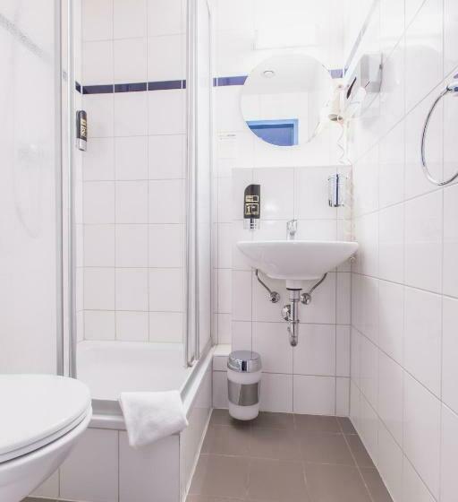 غرفة قياسية, a&o Koln Dom