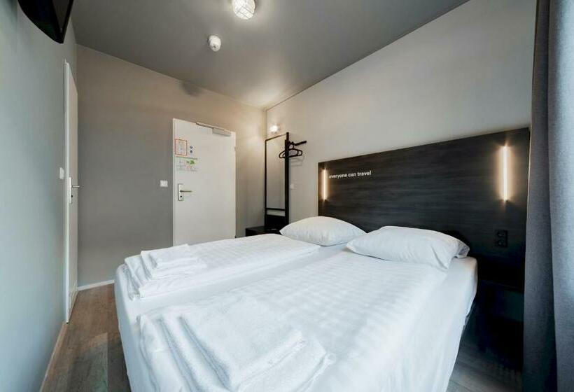 غرفة قياسية, a&o Koln Dom