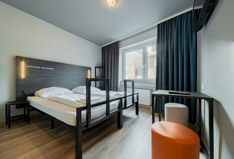 غرفة قياسية, a&o Koln Dom