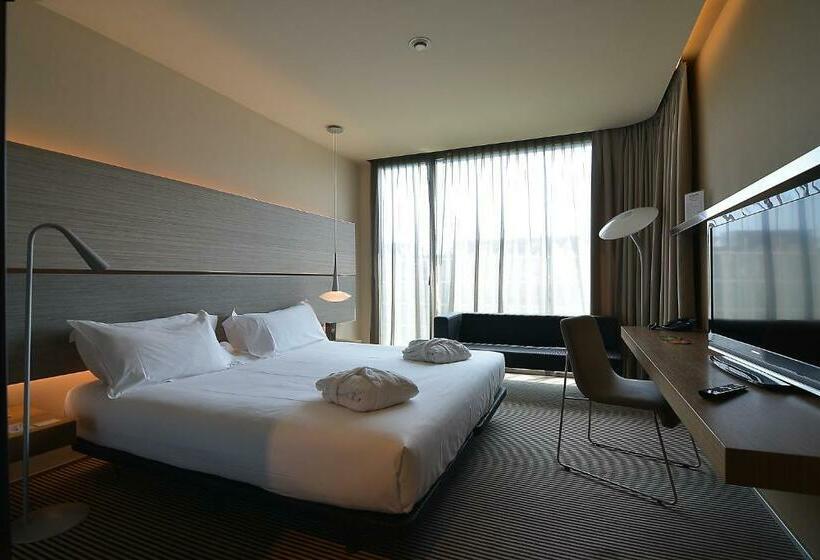 اتاق سوپریور, B