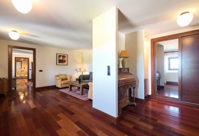 주니어 스위트, Monasterio De Boltana Spa