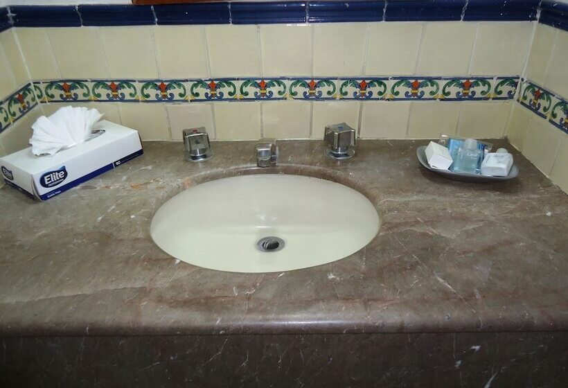 اتاق استاندارد, Concierge Plaza Colima