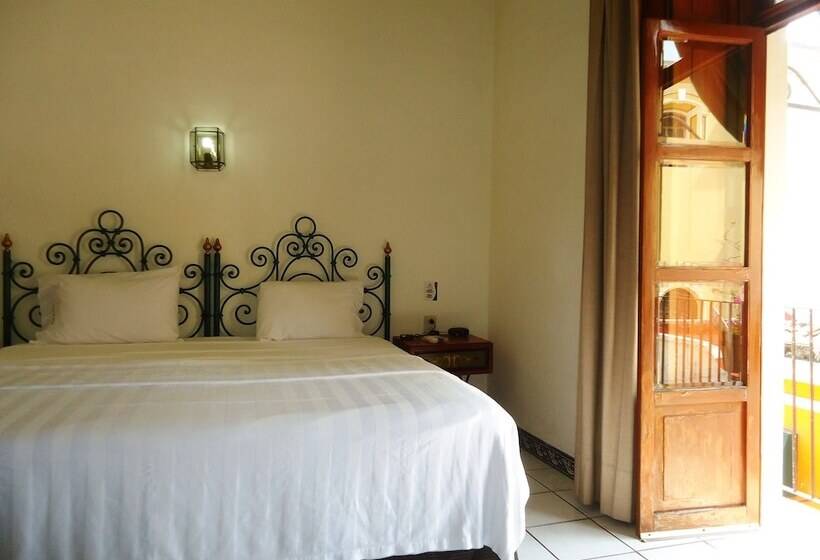 اتاق استاندارد, Concierge Plaza Colima