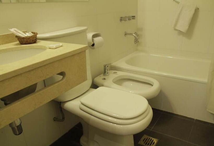 חדר סטנדרט לשלושה, Crillon Mendoza