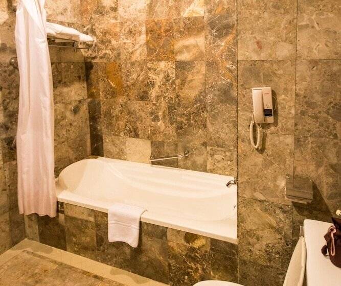 套房, Empress Angkor Resort & Spa