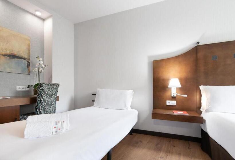 اتاق استاندارد, Exe Agora Caceres