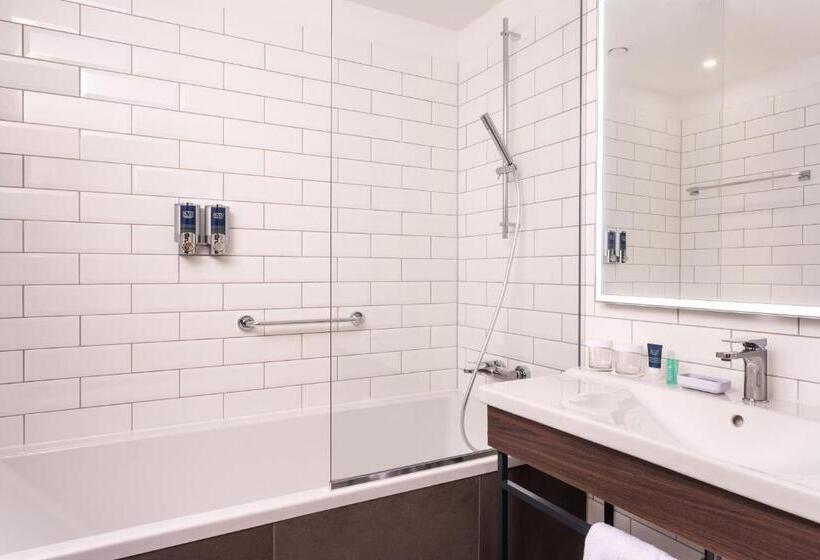 اتاق کلاسیک, Four Points By Sheraton Ljubljana Mons