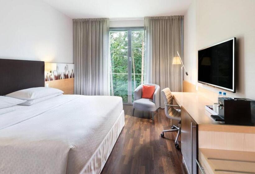 اتاق لوکس, Four Points By Sheraton Ljubljana Mons