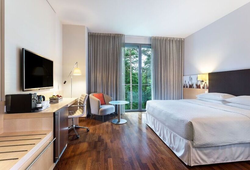 اتاق لوکس, Four Points By Sheraton Ljubljana Mons