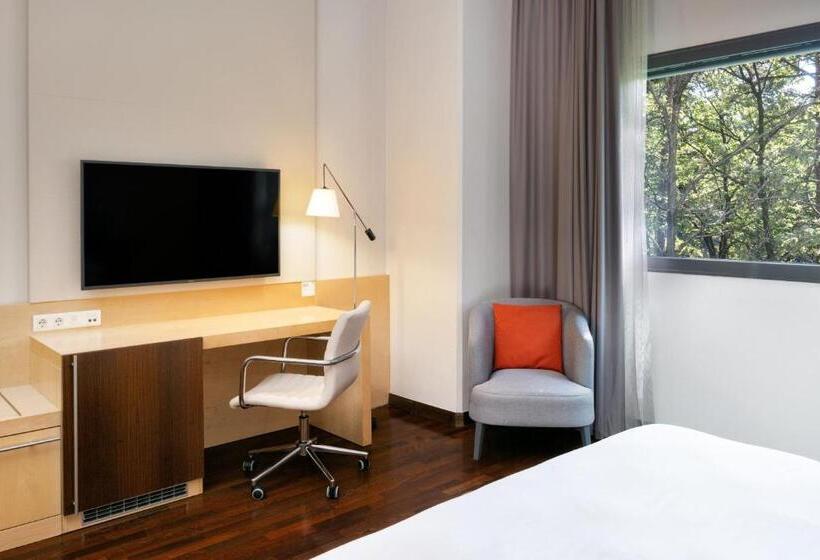 اتاق کلاسیک, Four Points By Sheraton Ljubljana Mons