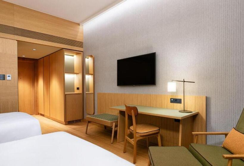 اتاق سوپریور, Four Points By Sheraton Ljubljana Mons